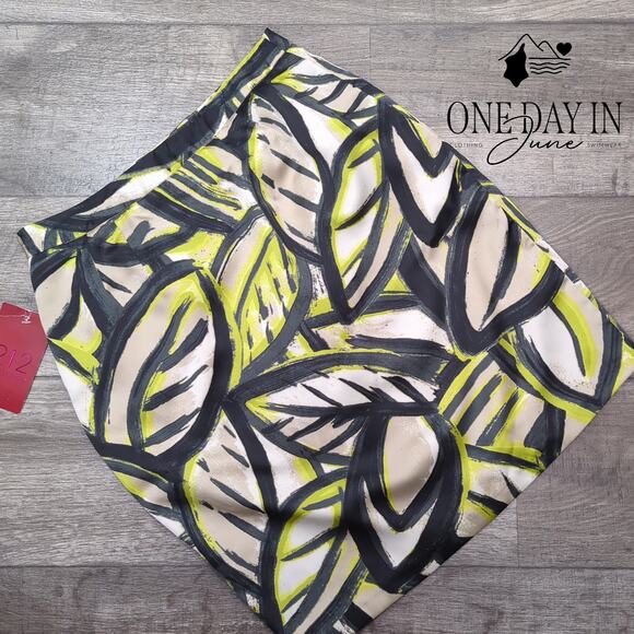 212 Collection Lined Pencil Skirt Size 8 - Picture 5 of 5